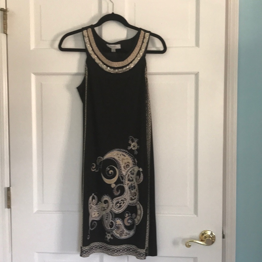 Sleevless dress